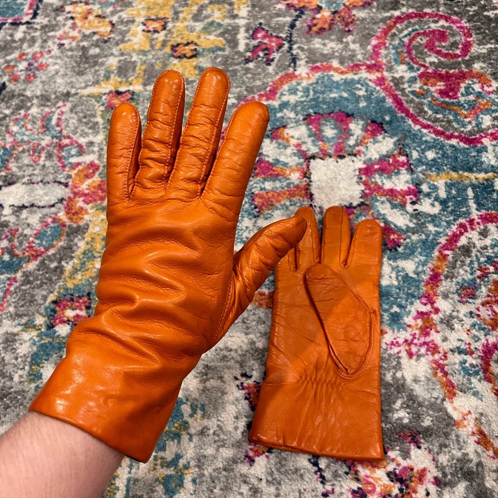 Elizabeth Hestra Gloves Sz 8 Orange